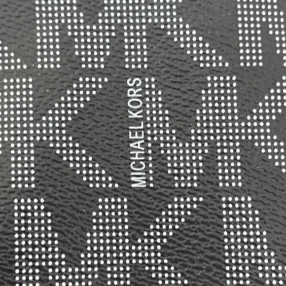 Michael Kors Wristlet Pouch Coin Zipper Wallet Makeup Bag - Picture 3 of 8